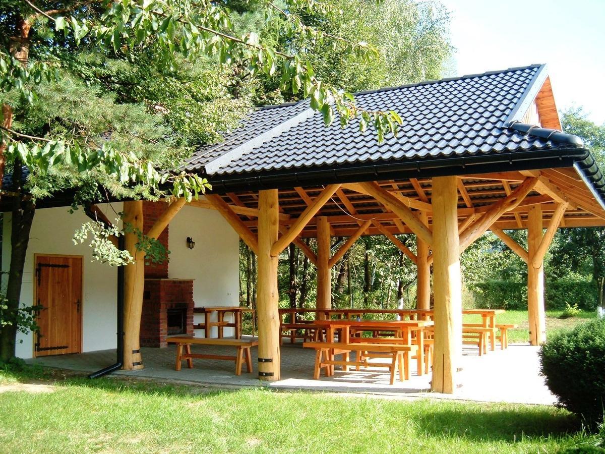 Domki Cztery Pory Roku Czchow ภายนอก รูปภาพ